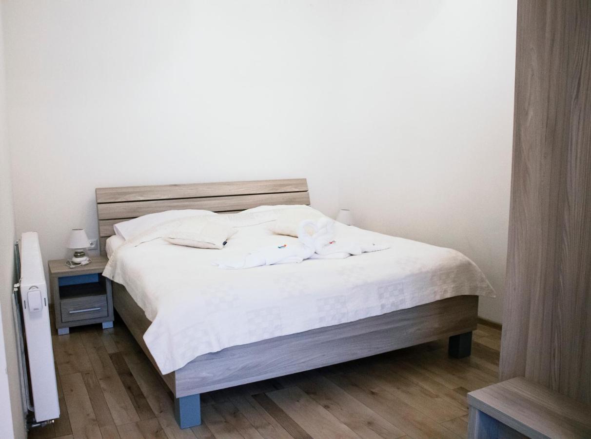 Penzion Anesis - Apartmany Turčianske Teplice 外观 照片